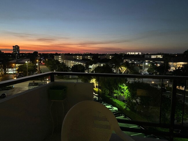 Building Photo - 1500 S Ocean Blvd