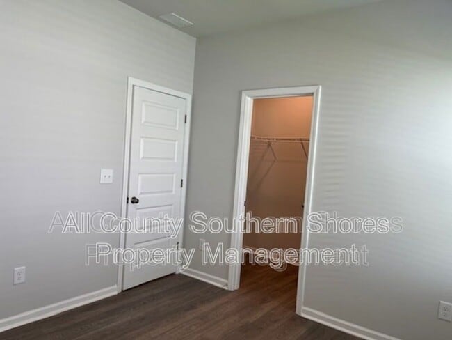 Building Photo - 5692 White Bark Drive