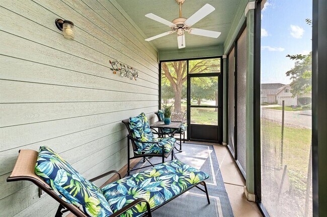 Building Photo - 109 Providence St