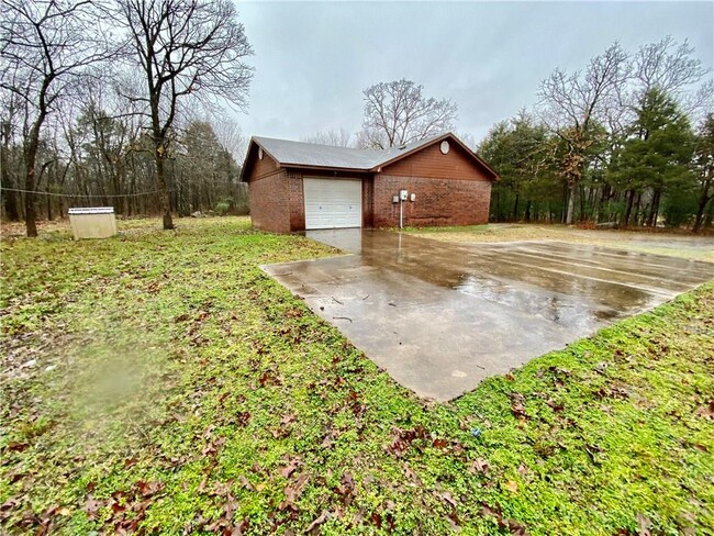 Building Photo - 23345 Smith Rd