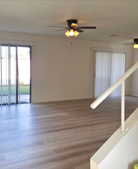 Living Room to back yard - 33555 Date Palm Dr