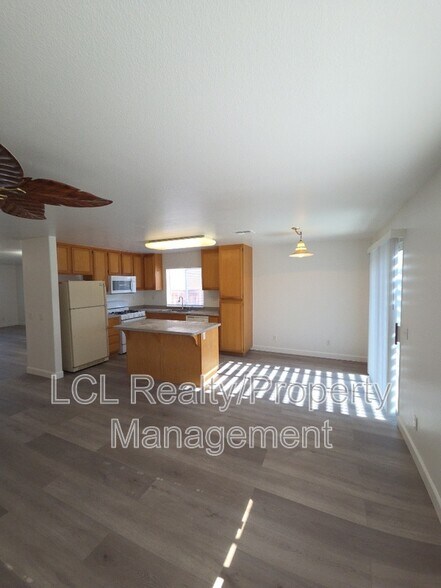 Building Photo - 1510 Sunnybank Dr