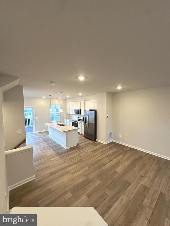 Building Photo - 27 Rolling Branch Dr