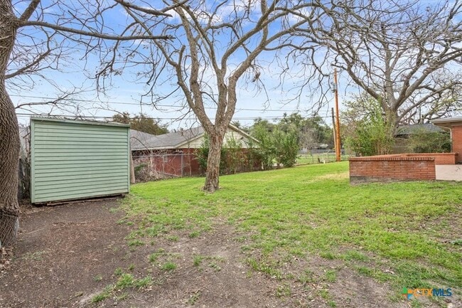 Building Photo - 2305 N 15th St