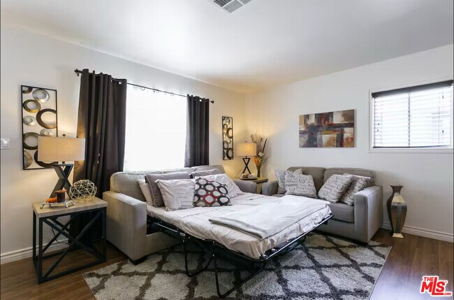 Building Photo - 5428 Colfax Ave