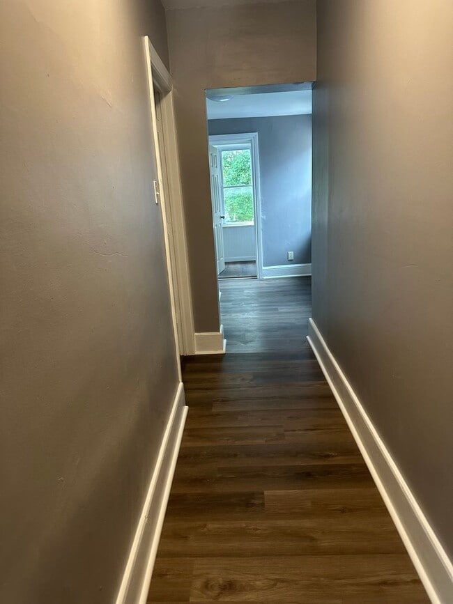 Building Photo - Beautiful Lancaster City 3 BR For Rent