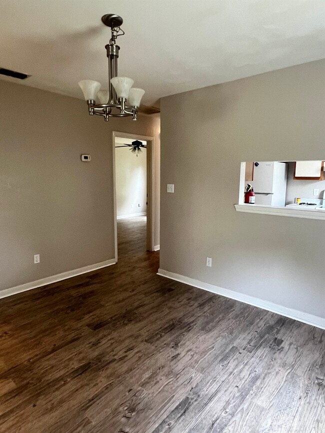 Building Photo - 4108 Mission Trace Blvd