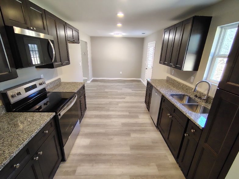 Building Photo - 34 lyla Ln