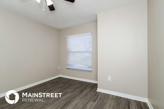 Building Photo - 2478 Pine Chase Cir