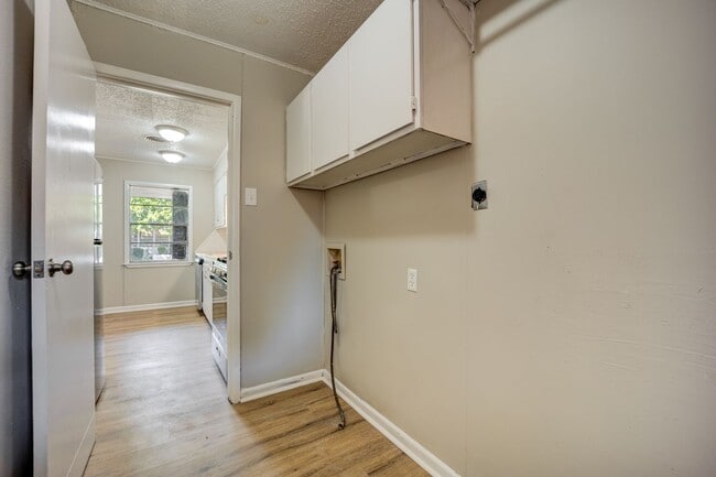 Building Photo - SF-066-601 &amp; 603 South 16th Street Duplex