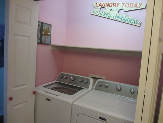 Building Photo - 4815 Hahns Peak Dr