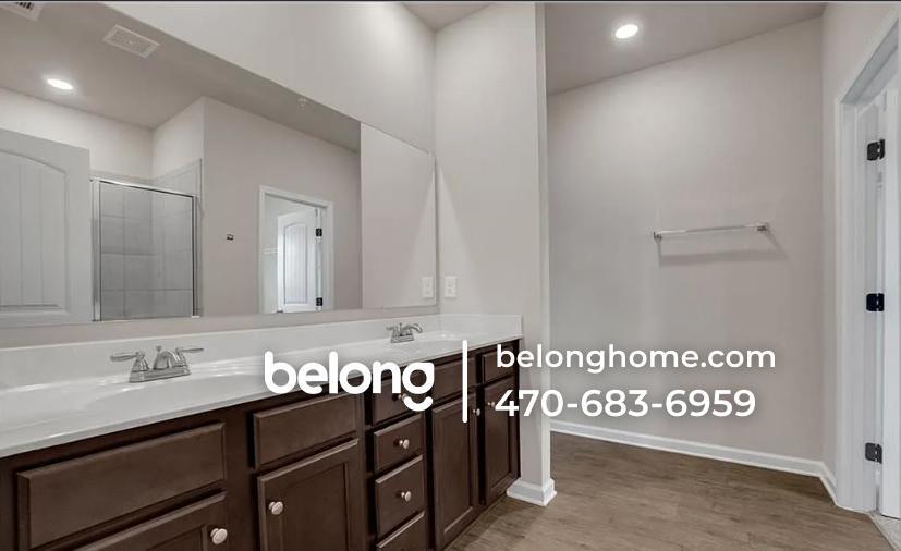 Building Photo - 2104 Irvin Ct