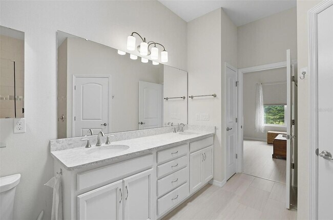 Building Photo - 51 Graham Wds Pl