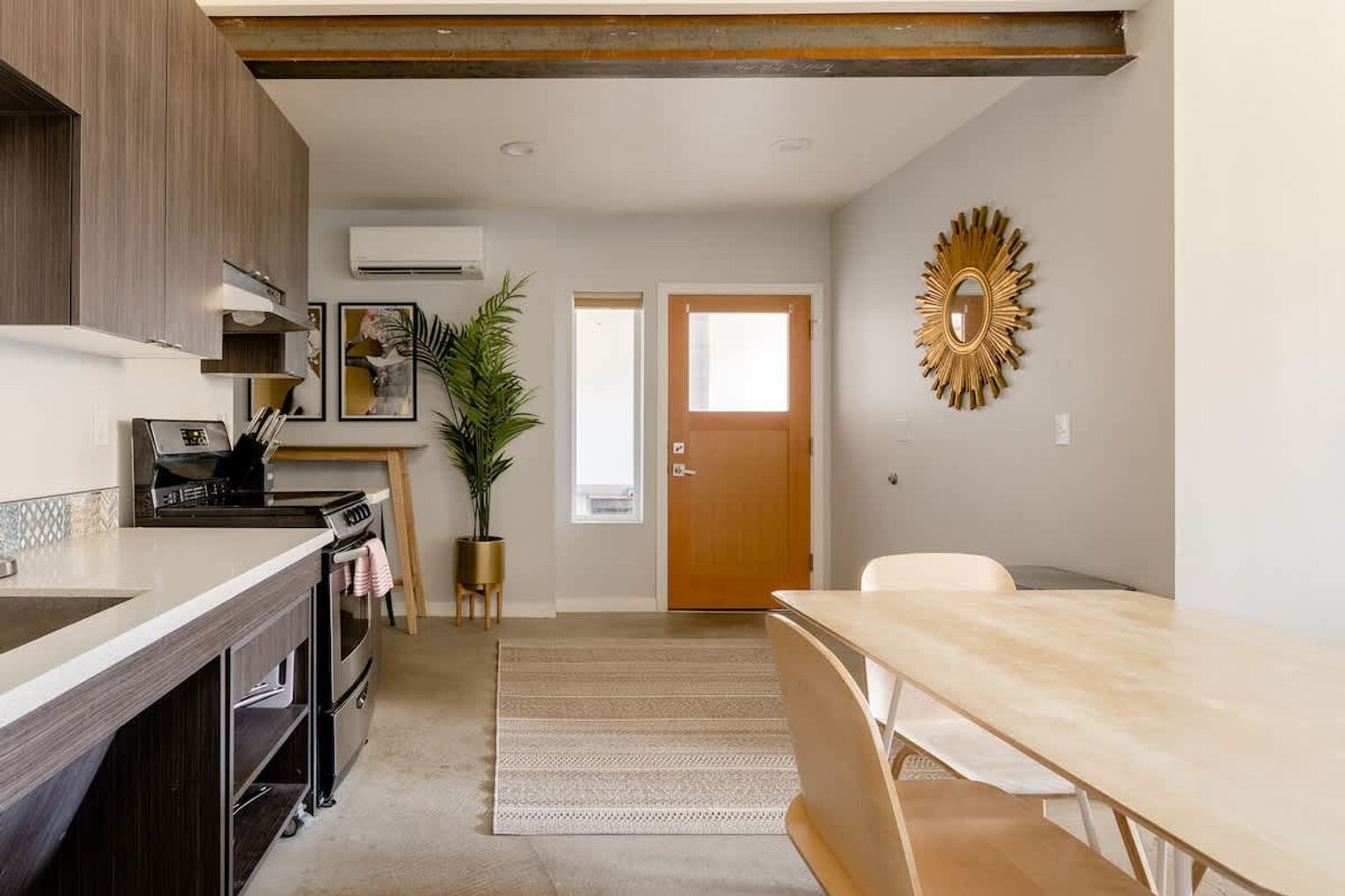 Building Photo - 911 SE 26th Ave