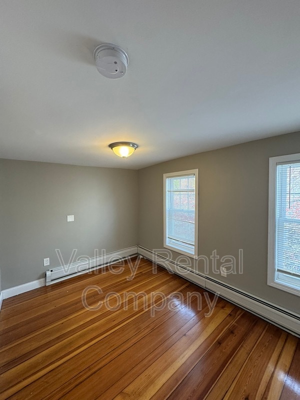 Building Photo - 123-125 Williams St