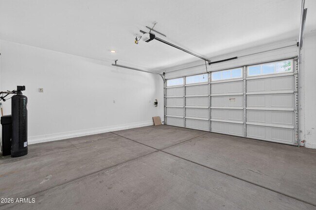 Building Photo - 3737 S 64th Ln