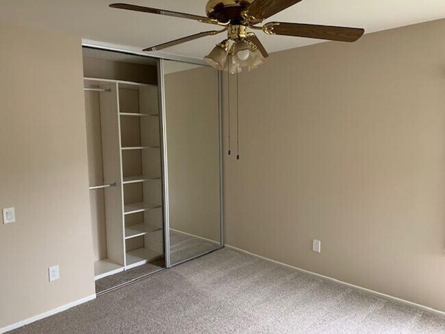 Building Photo - A beautiful Del Mar Home