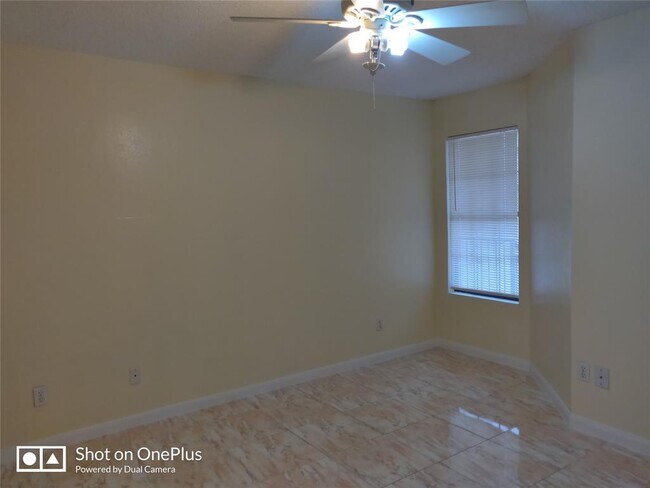 Building Photo - 2750 Holly Hall St