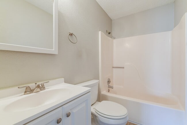 Building Photo - 13630 Alon Ln
