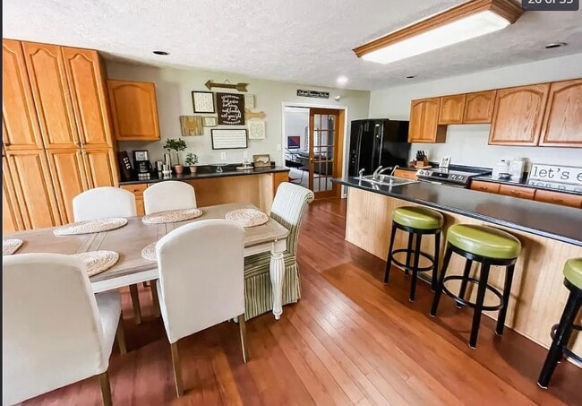 Building Photo - 7008 Carpenter Fire Station Rd