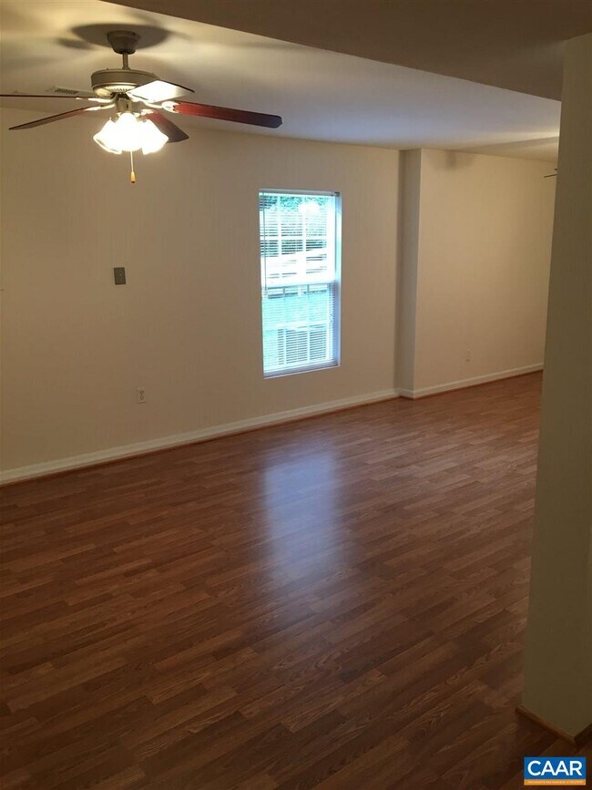 Building Photo - 252 Snapdragon Rd