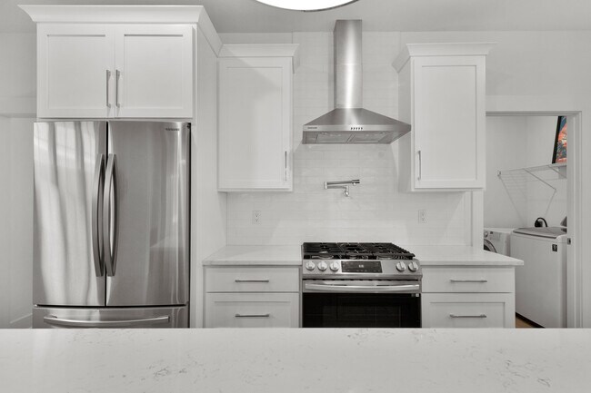 Building Photo - 17 N L St