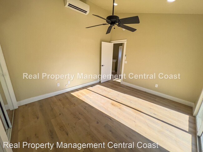 Building Photo - 2 br, 2 bath House - 881 Peach Street, Unit A
