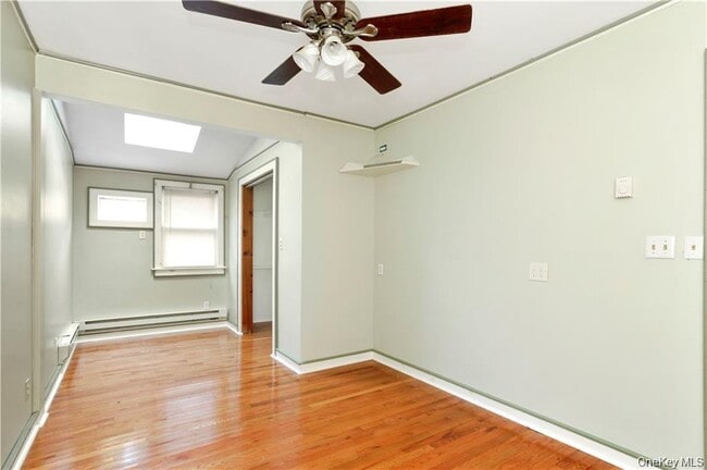 Building Photo - 4 1st St