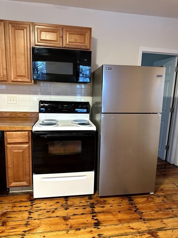 Building Photo - 33 Thomas St