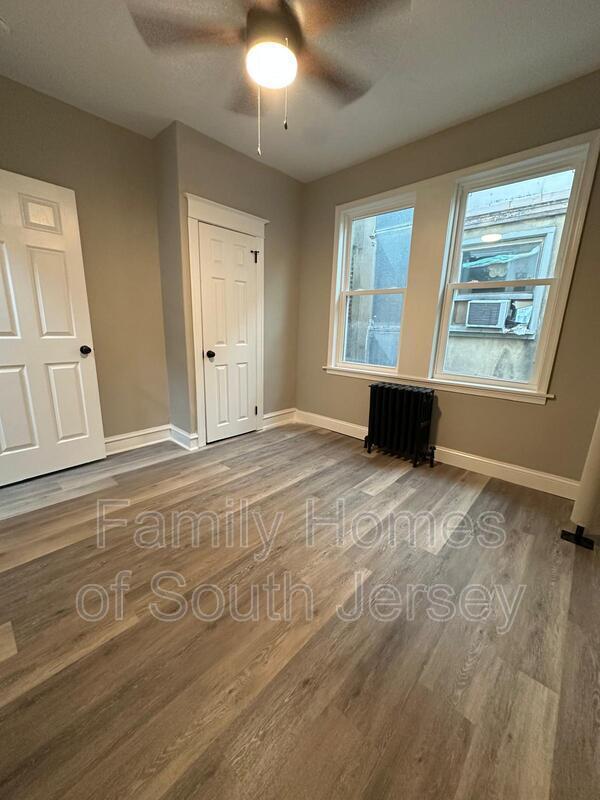 Building Photo - 7307 West Chester Pike