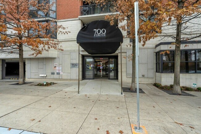 Building Photo - 700 Grove St