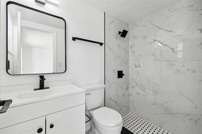 Building Photo - 3513 Landale Dr