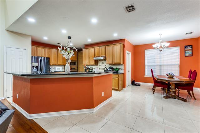 Building Photo - 8133 Skyridge Dr
