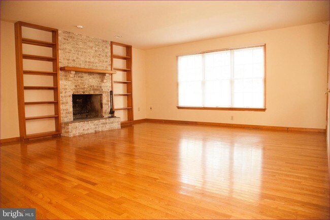Building Photo - 519 Cobbler Ct