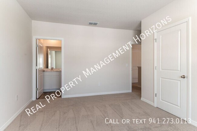 Building Photo - 17769 Crescent Moon Lp