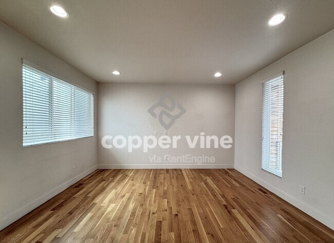 Building Photo - 4966 Lowell Blvd