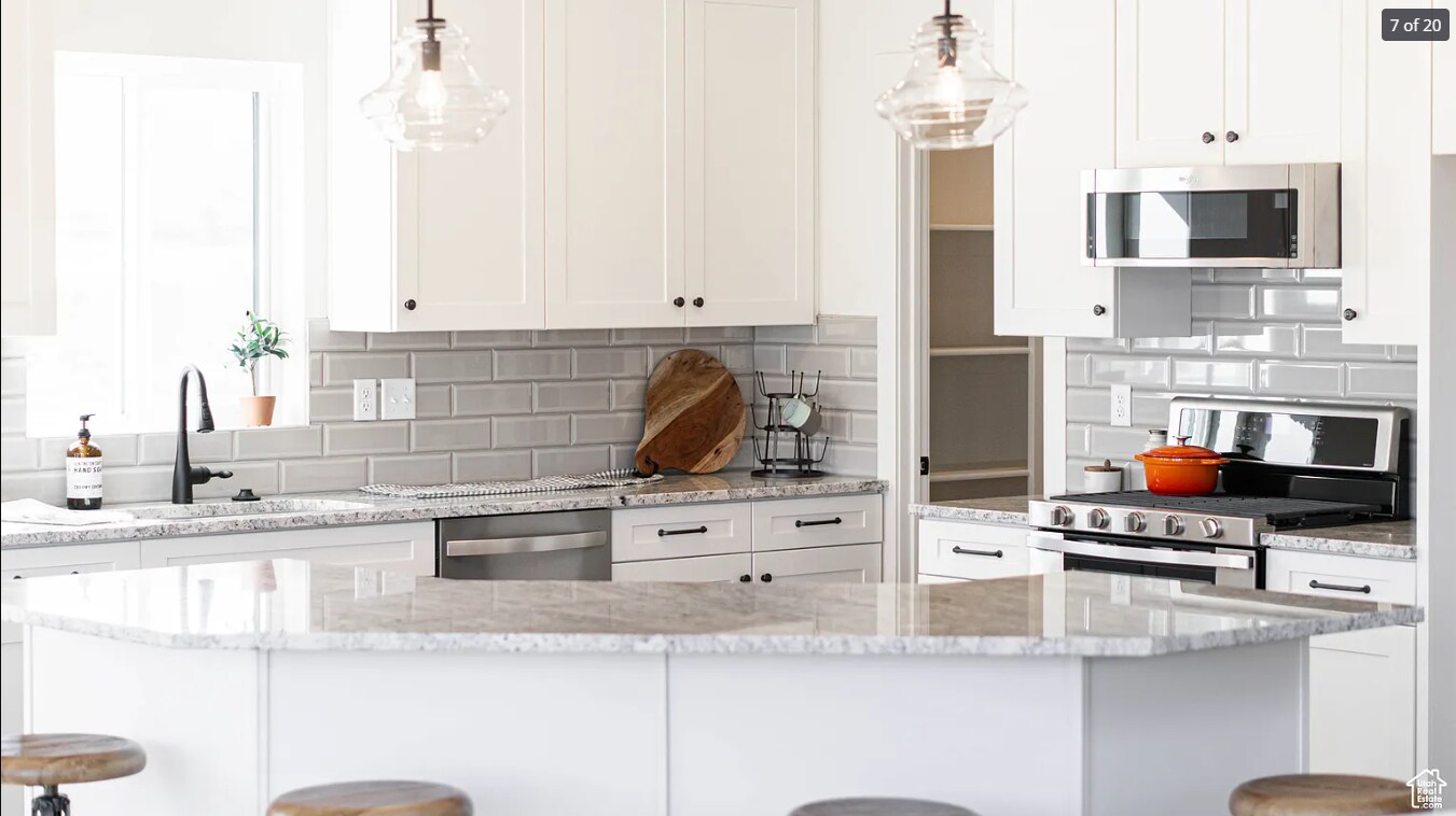 Building Photo - 7409 S Drake Park Ct