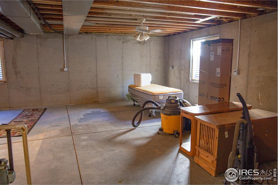 Building Photo - 1371 Saginaw Pointe Dr