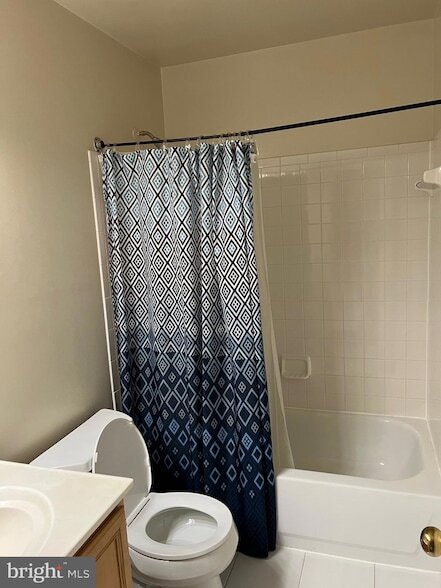 Building Photo - 2511 James Maury Dr