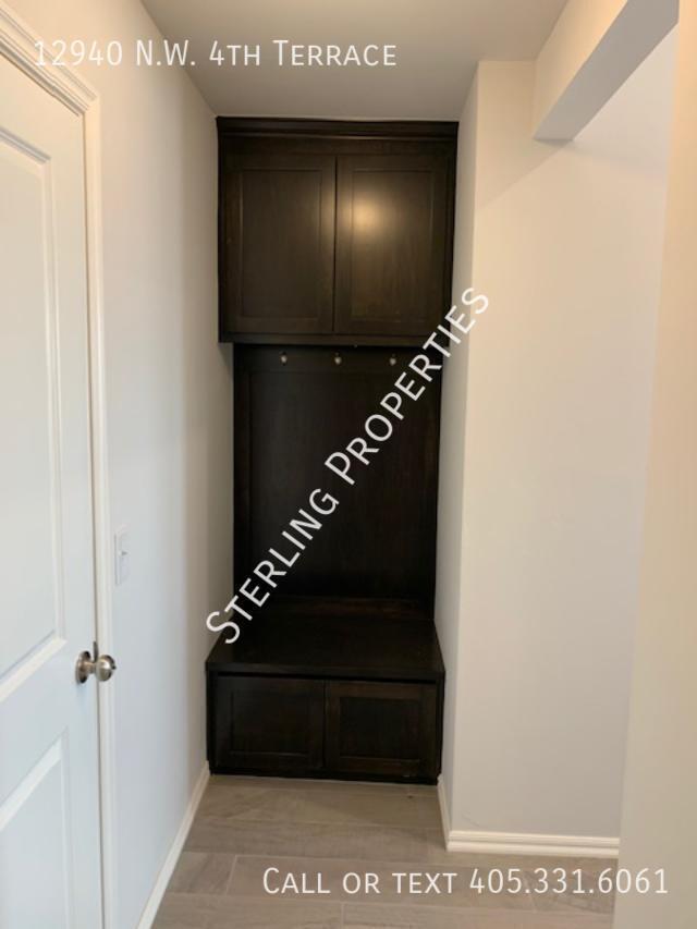 Building Photo - 12940 NW 4th Ter