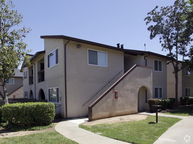 Building Photo - College View Apartments