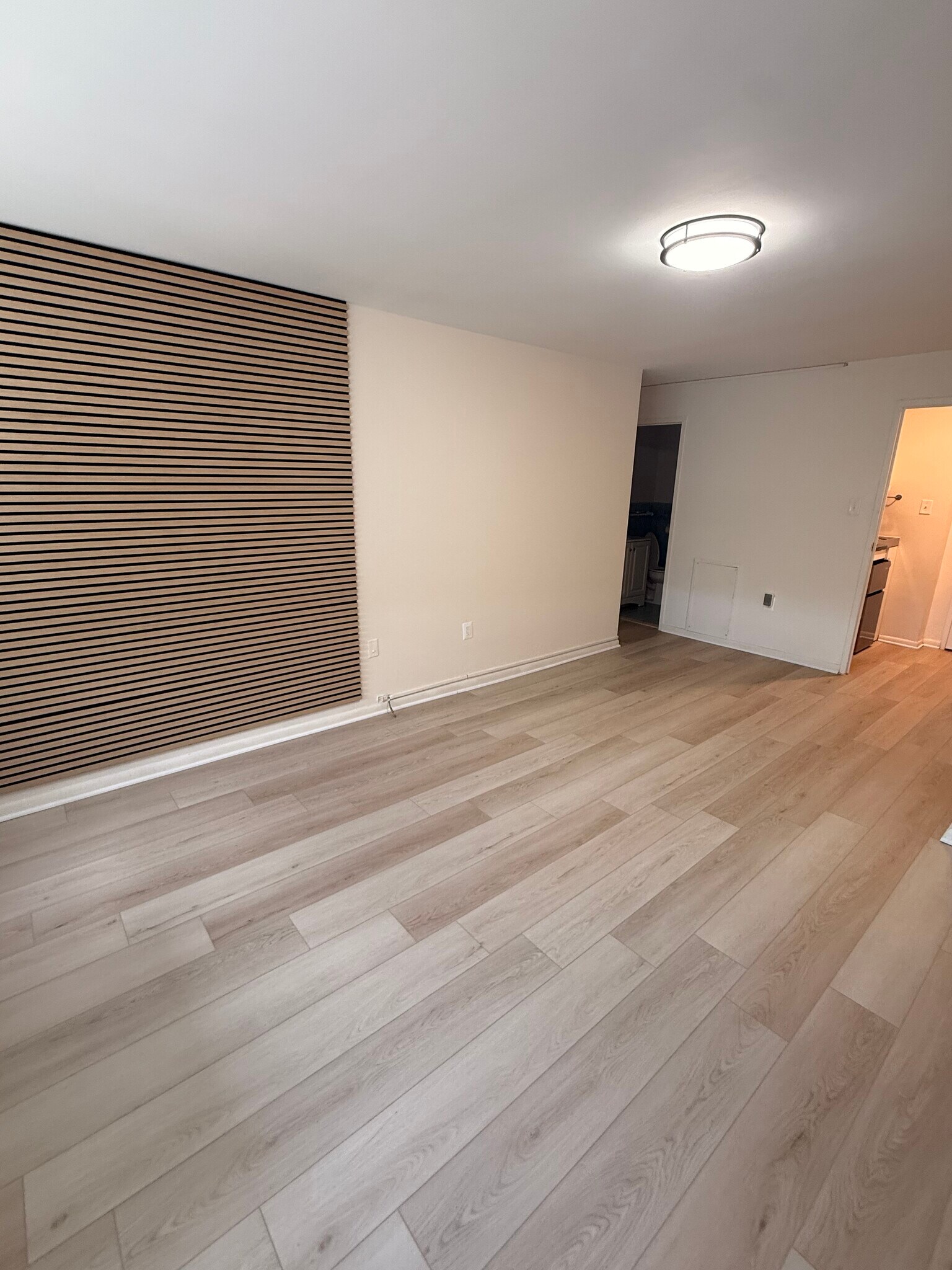 Building Photo - 10201 Grosvenor Pl