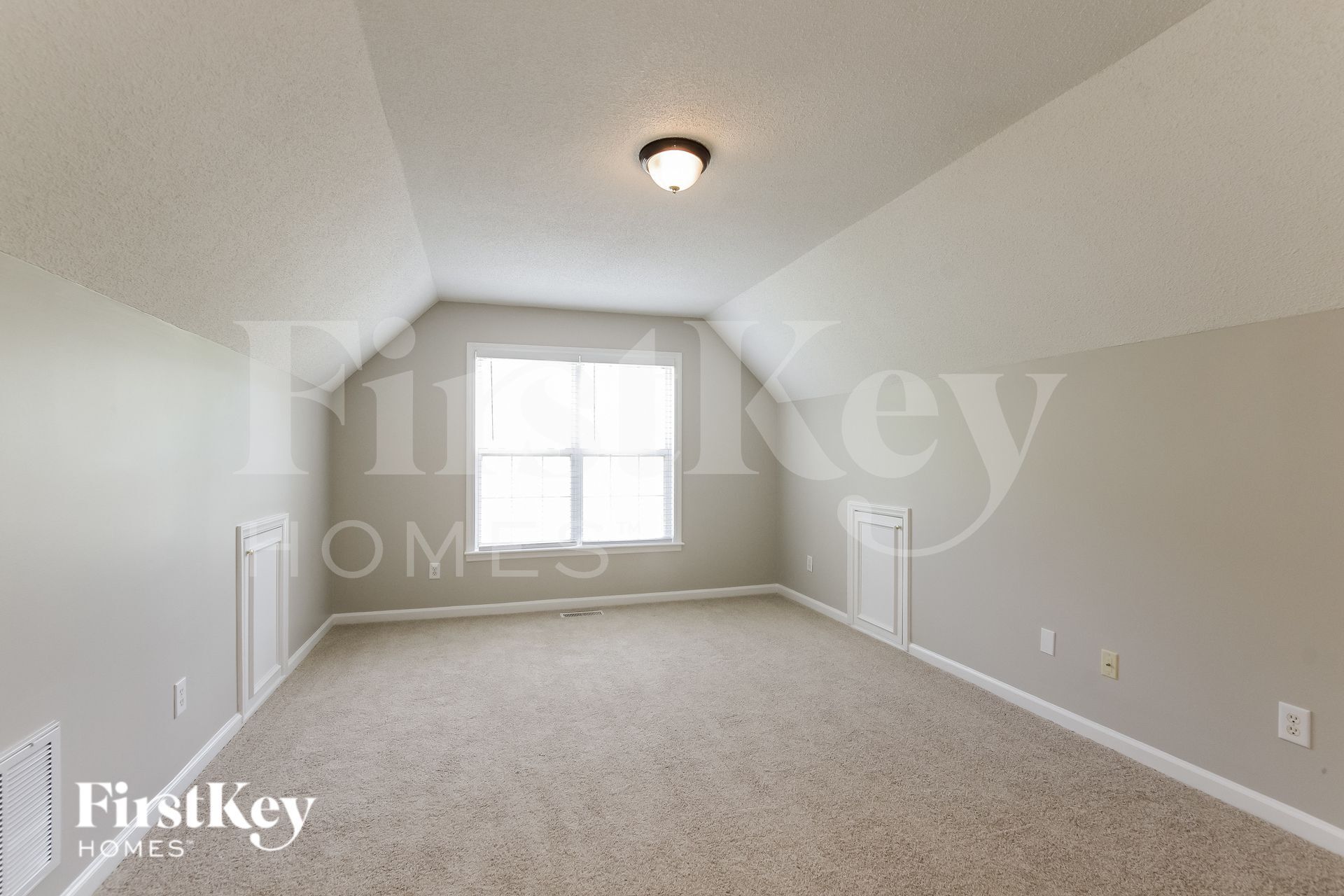 Building Photo - 1703 Glenn Meade Dr