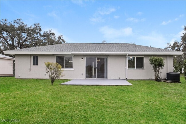 Building Photo - 4740 Escalante Dr