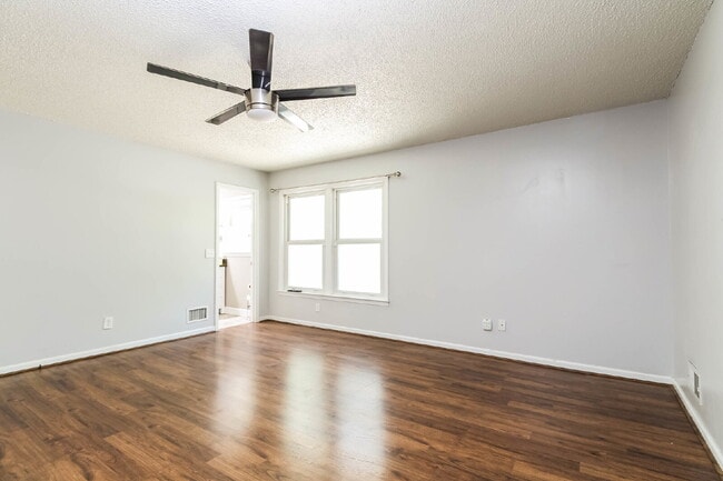 Building Photo - Charming 3-Bed, 2-Bath Home in Columbia’s Serene Highgate Neighborhood!