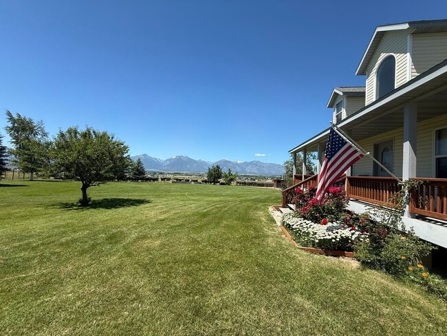Building Photo - Dream Stevensville Horse Property on 8 acres