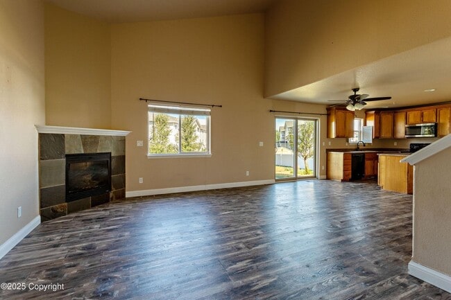 Building Photo - 4 Bedrooms, 3.5 Bathrooms, 2 Car Garage Home Fore Rent In Remington Estates