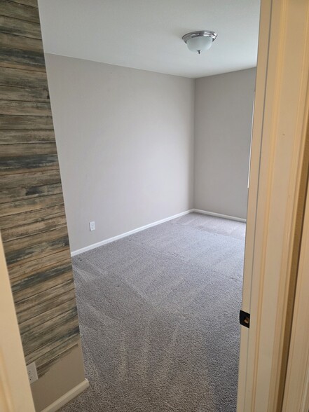 Bedroom 3 - 16078 E Elk Dr