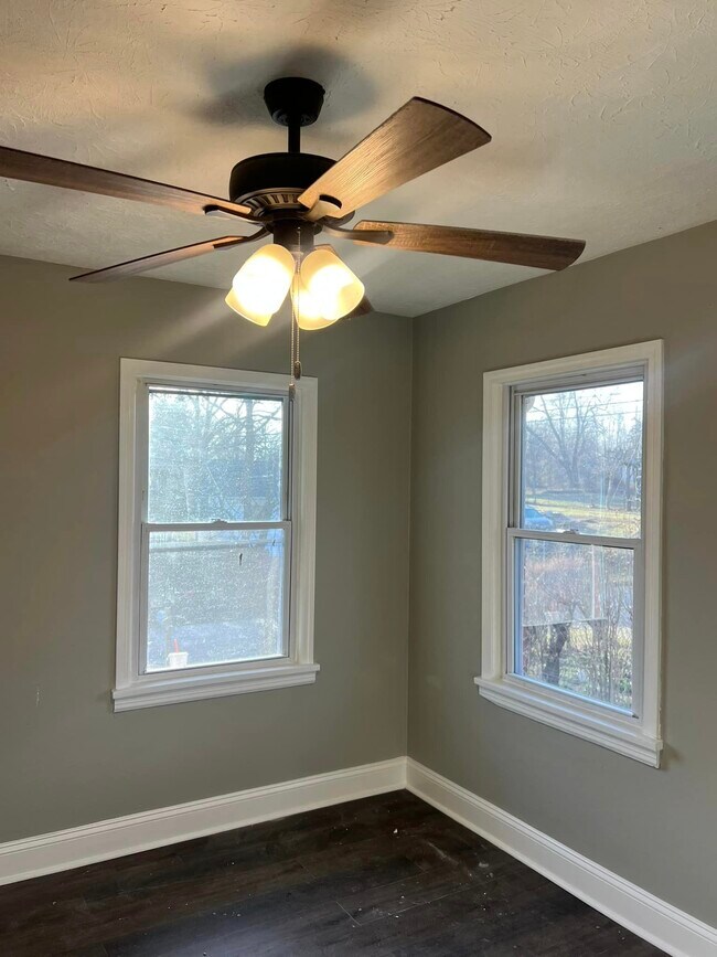 Building Photo - 97 Cedar Hill Dr