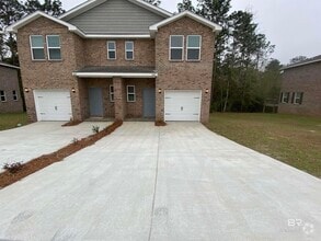 Building Photo - 6685 Spaniel Dr